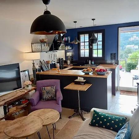 Nyaraló Elegant Duplex, Pool And *