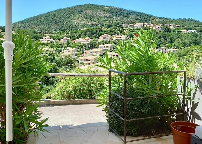 Elegant Duplex, Pool And بيت للعطل *